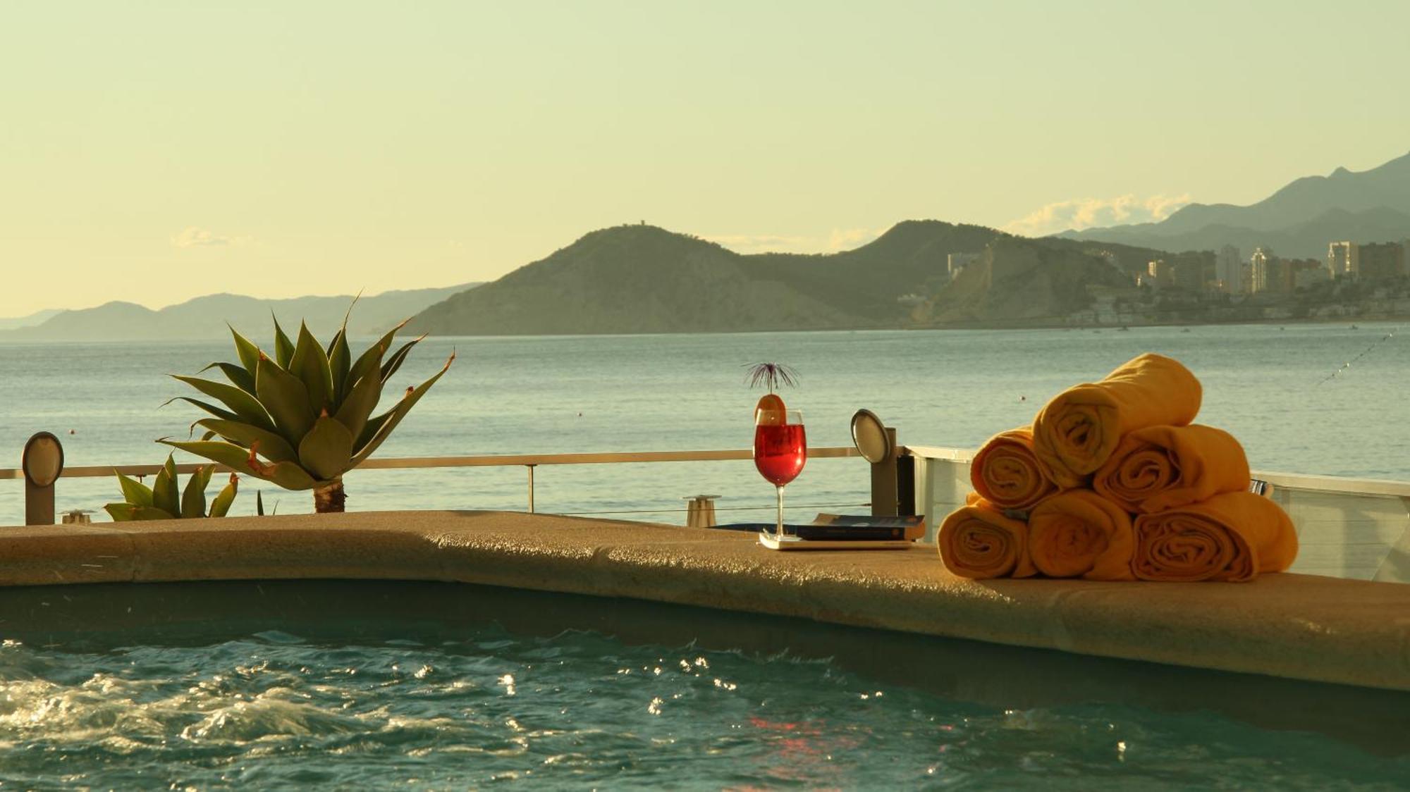 Hotel Nadal Benidorm Luaran gambar
